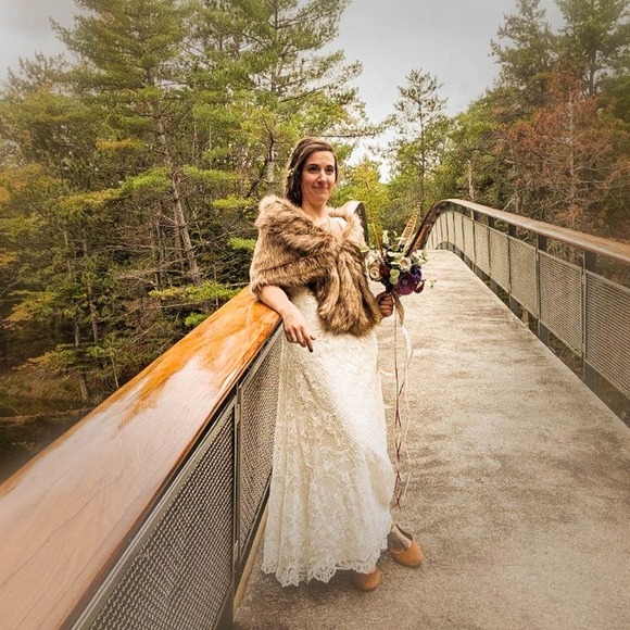 Meet your Posher, Janel - Picture 1 of 1